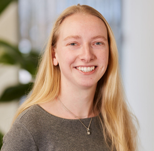 Myrthe Blom QC Manager